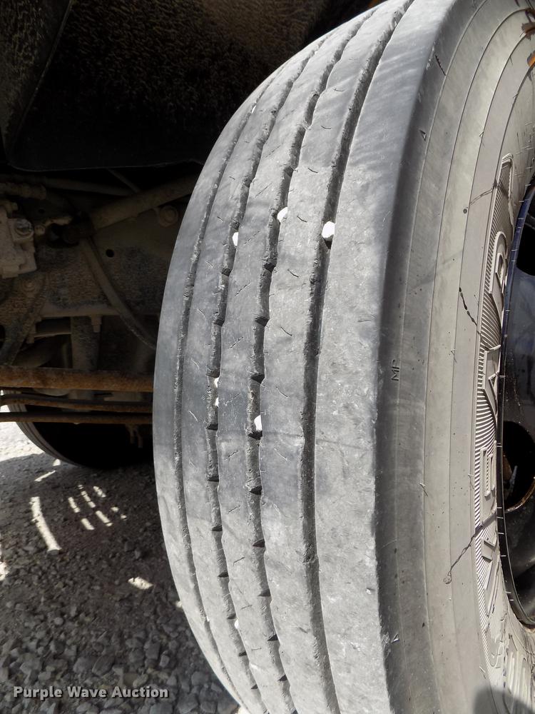 image for item DB8600 2008 Blue Bird Vision school bus