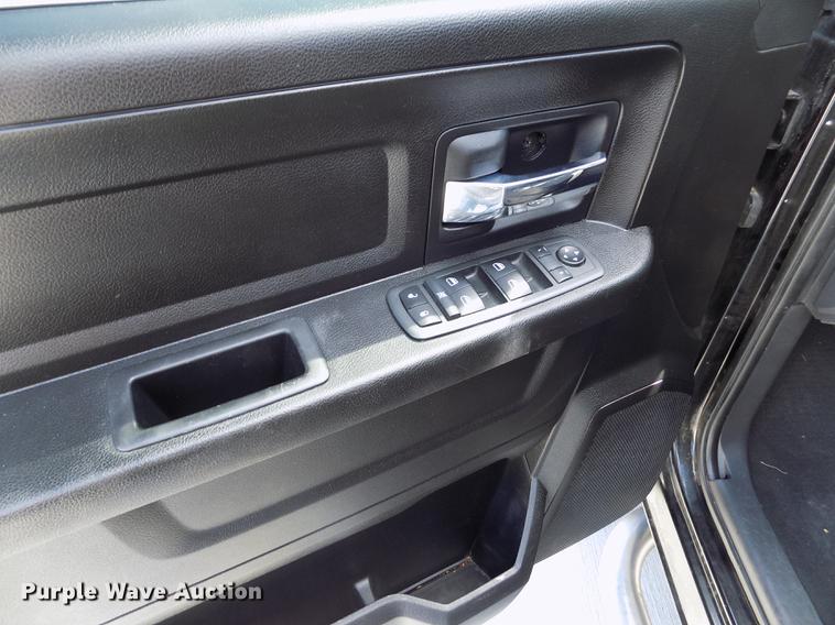 image for item DB9116 2009 Dodge Ram 1500 Quad Cab pickup truck