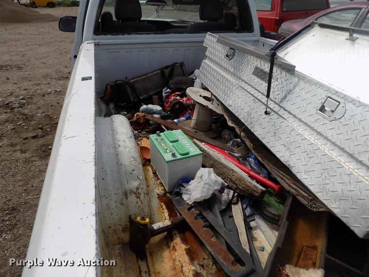 image for item DB9207 2003 Chevrolet Silverado 1500 pickup truck