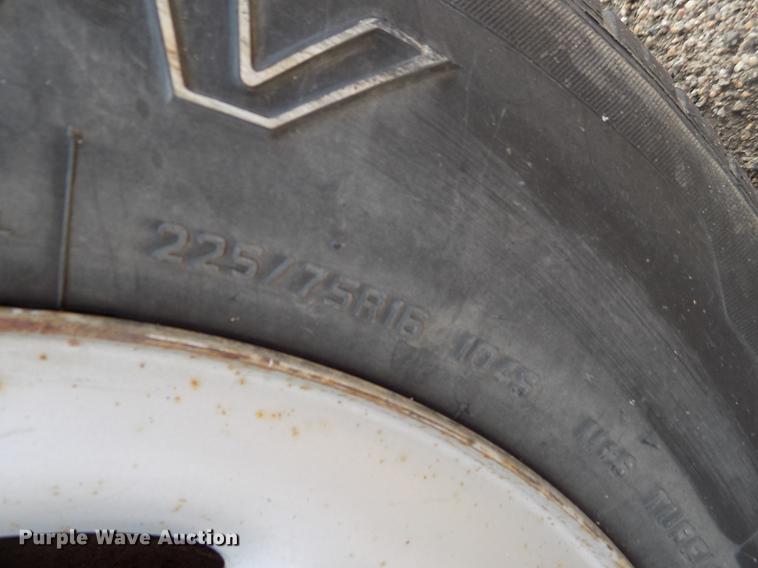 image for item DB9207 2003 Chevrolet Silverado 1500 pickup truck