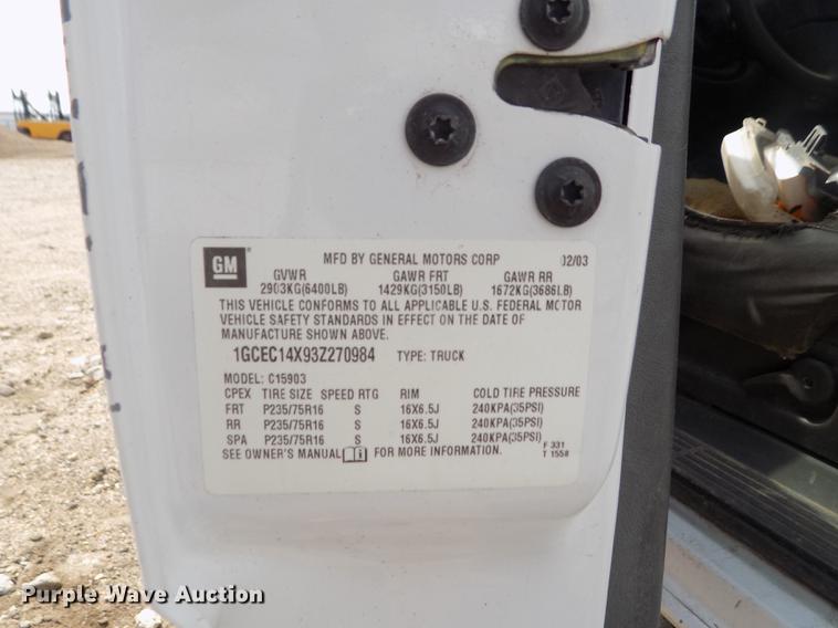 image for item DB9207 2003 Chevrolet Silverado 1500 pickup truck