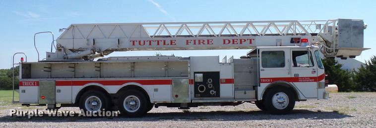 image for item DD3444 1981 Pierce U-1844M fire truck