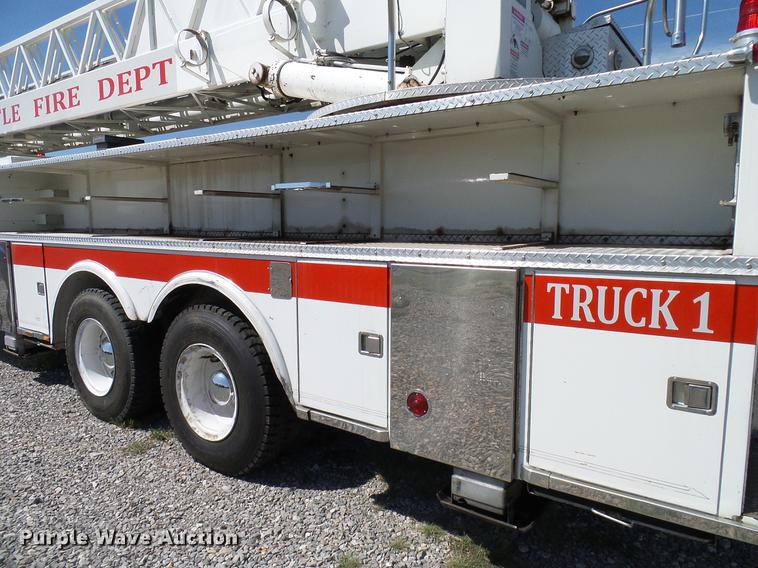 image for item DD3444 1981 Pierce U-1844M fire truck