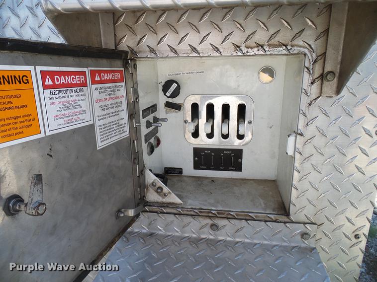 image for item DD3444 1981 Pierce U-1844M fire truck