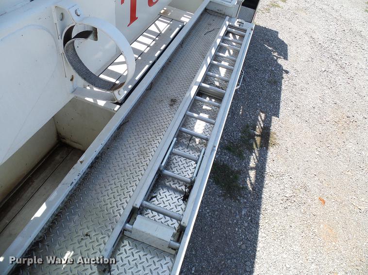 image for item DD3444 1981 Pierce U-1844M fire truck