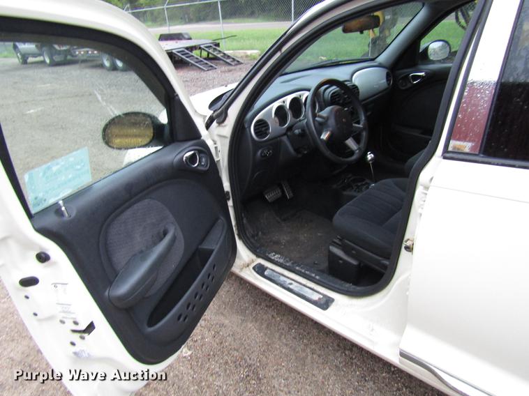 image for item DD4283 2004 Chrysler PT Cruiser