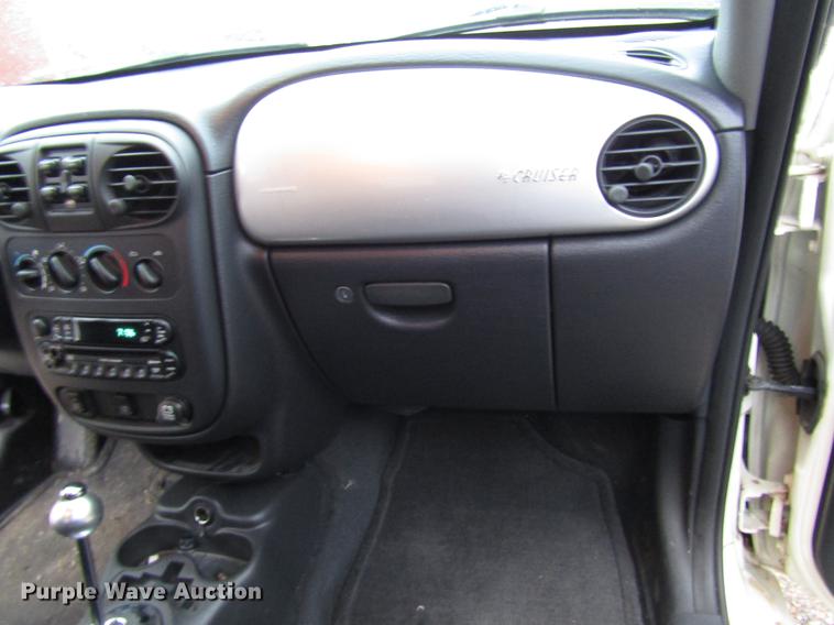 image for item DD4283 2004 Chrysler PT Cruiser