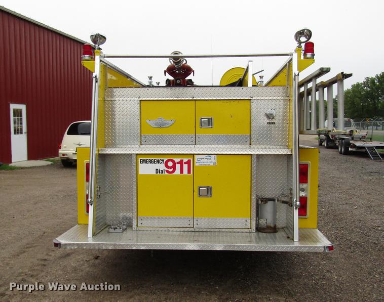 image for item DD4284 1979 Ford F700 fire truck