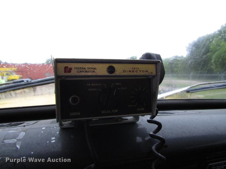 image for item DD4284 1979 Ford F700 fire truck