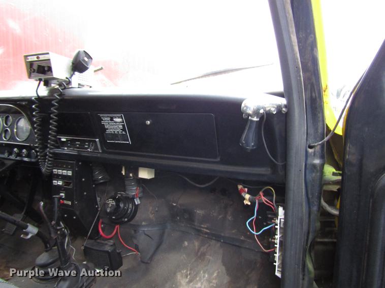 image for item DD4284 1979 Ford F700 fire truck