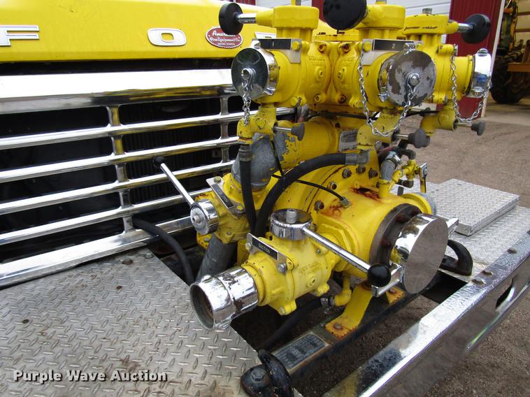 image for item DD4284 1979 Ford F700 fire truck