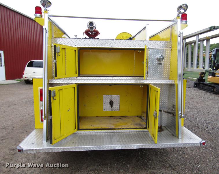image for item DD4284 1979 Ford F700 fire truck