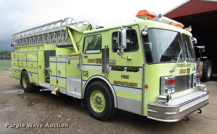 image for item DD4285 1984 Spartan Quint fire truck
