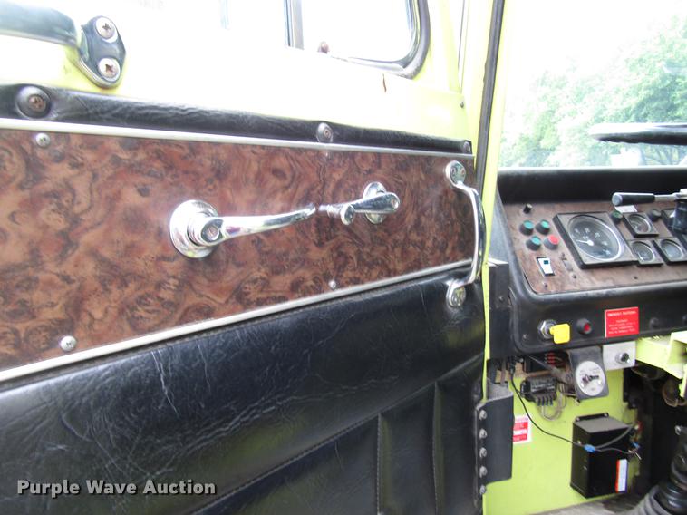 image for item DD4285 1984 Spartan Quint fire truck