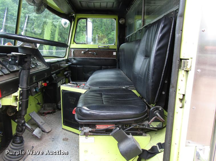image for item DD4285 1984 Spartan Quint fire truck