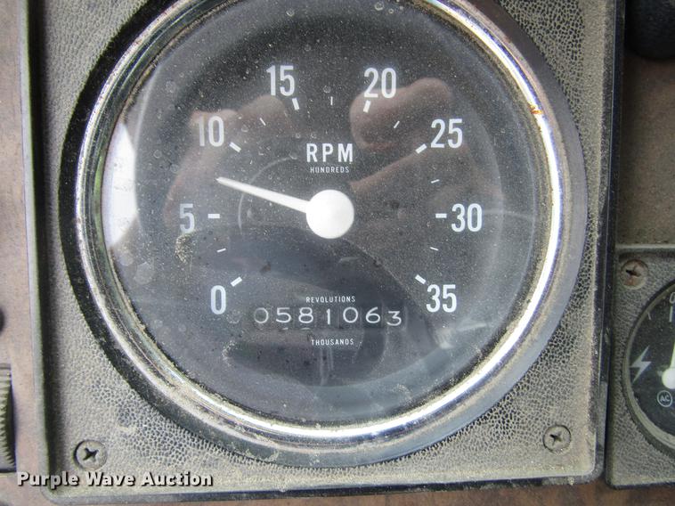 image for item DD4285 1984 Spartan Quint fire truck