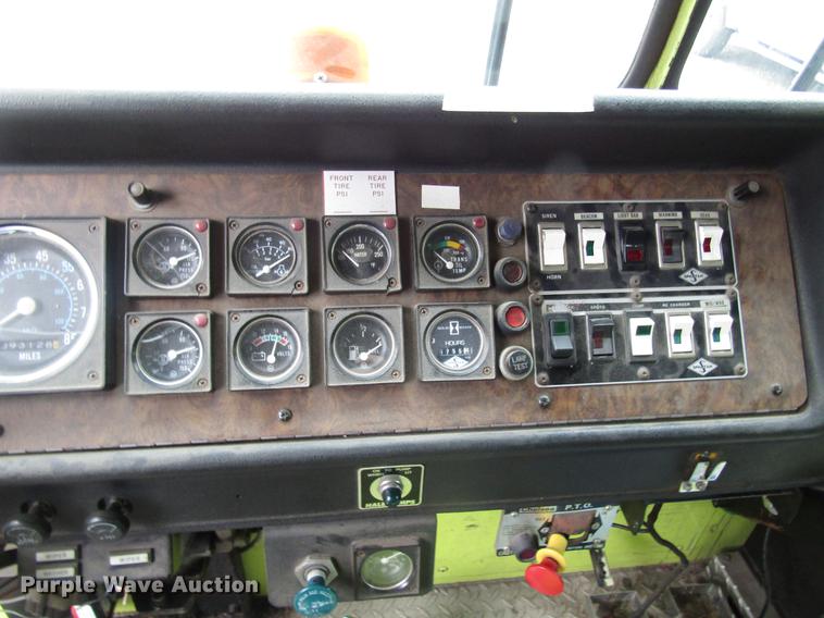 image for item DD4285 1984 Spartan Quint fire truck