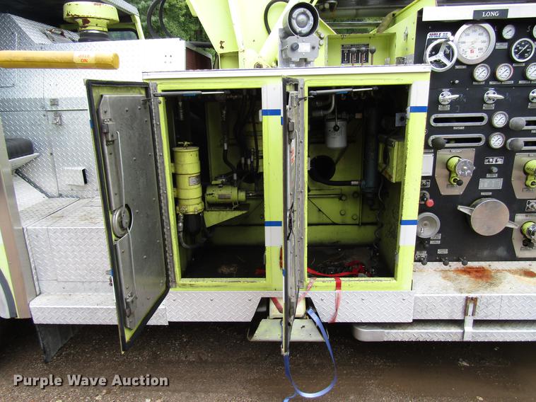 image for item DD4285 1984 Spartan Quint fire truck