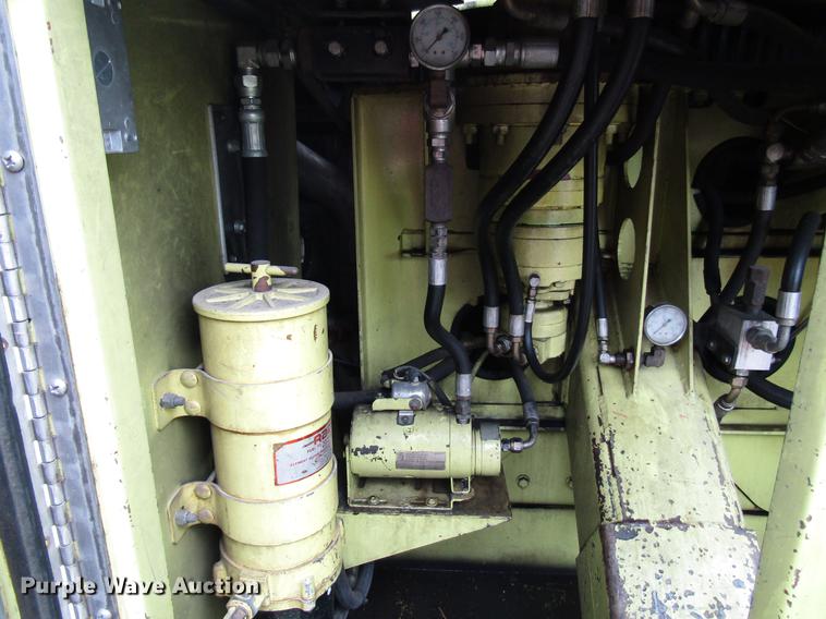 image for item DD4285 1984 Spartan Quint fire truck