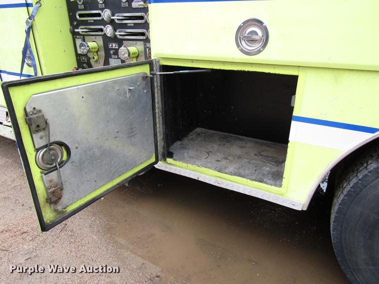 image for item DD4285 1984 Spartan Quint fire truck