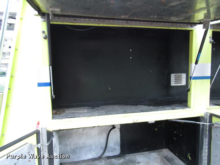 image for item DD4285 1984 Spartan Quint fire truck