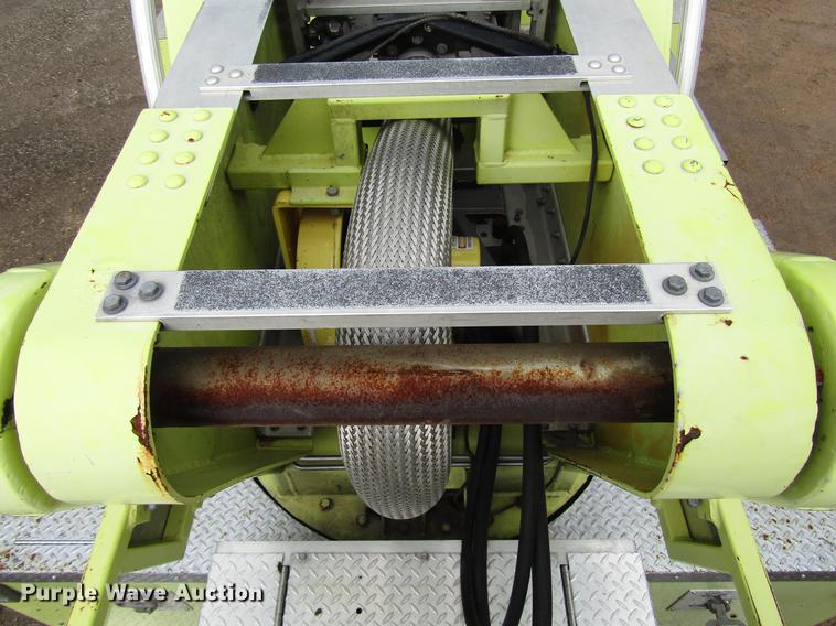 image for item DD4285 1984 Spartan Quint fire truck