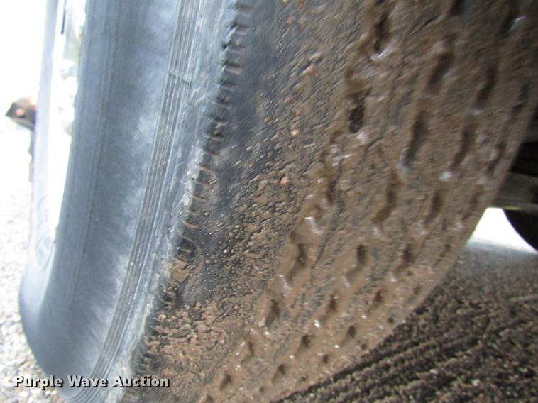 image for item DD4285 1984 Spartan Quint fire truck