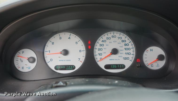 image for item DD6517 2000 Dodge Intrepid