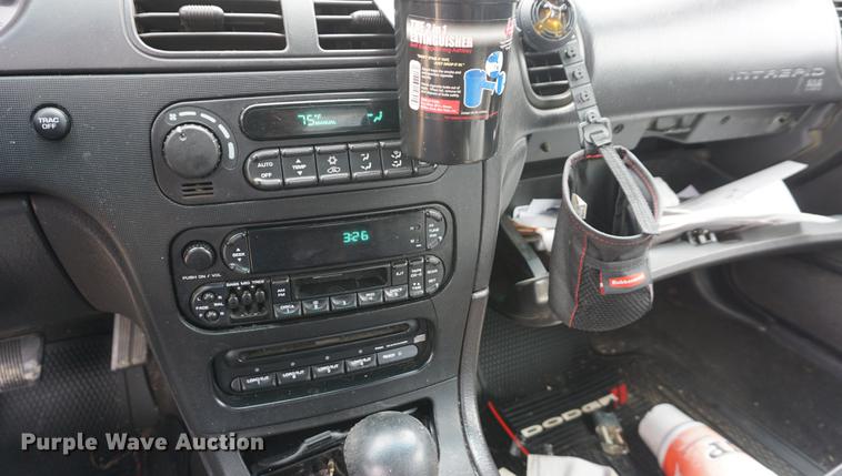 image for item DD6517 2000 Dodge Intrepid