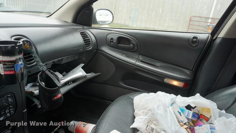 image for item DD6517 2000 Dodge Intrepid