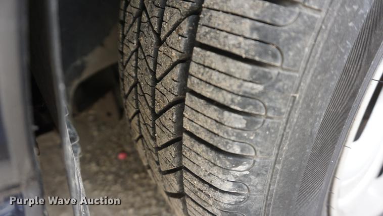 image for item DD6517 2000 Dodge Intrepid