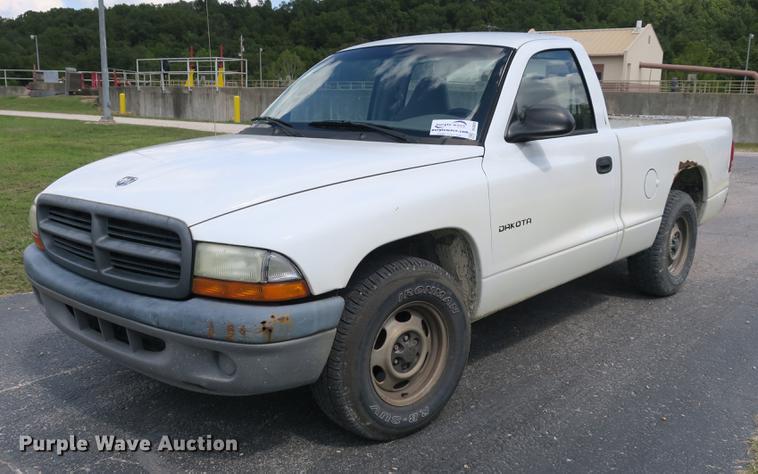image for item DE3820 2001 Dodge Dakota pickup truck