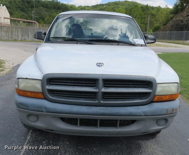 image for item DE3820 2001 Dodge Dakota pickup truck