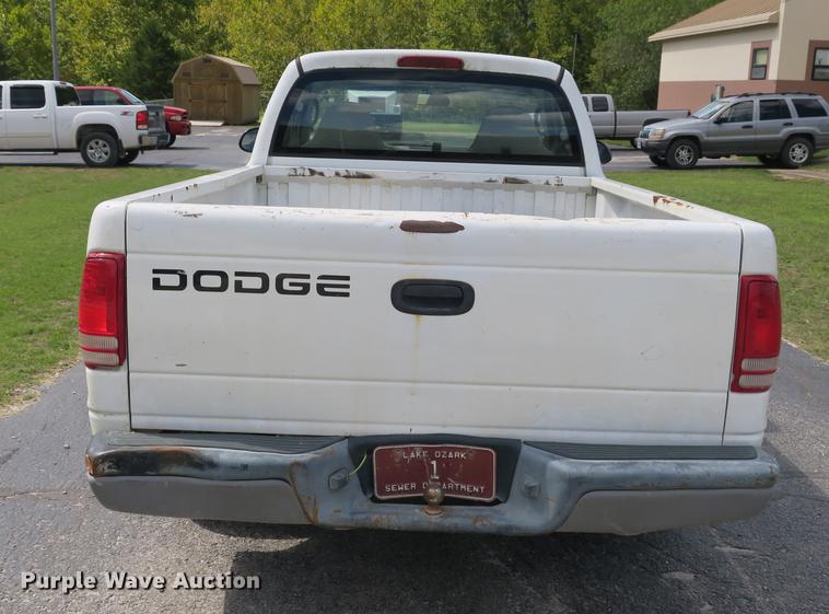 image for item DE3820 2001 Dodge Dakota pickup truck