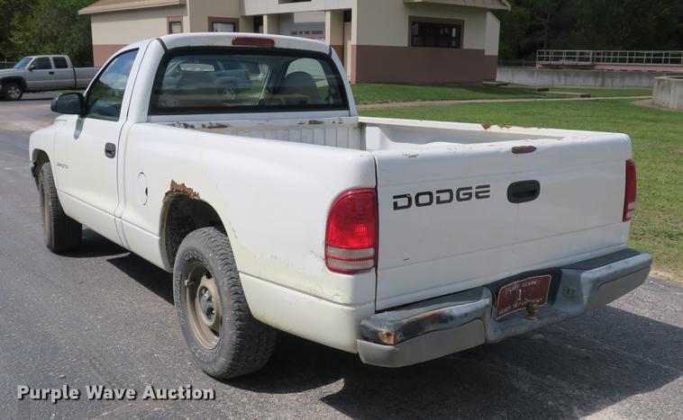 image for item DE3820 2001 Dodge Dakota pickup truck