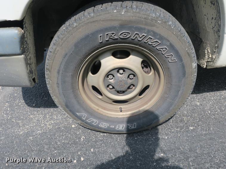 image for item DE3820 2001 Dodge Dakota pickup truck