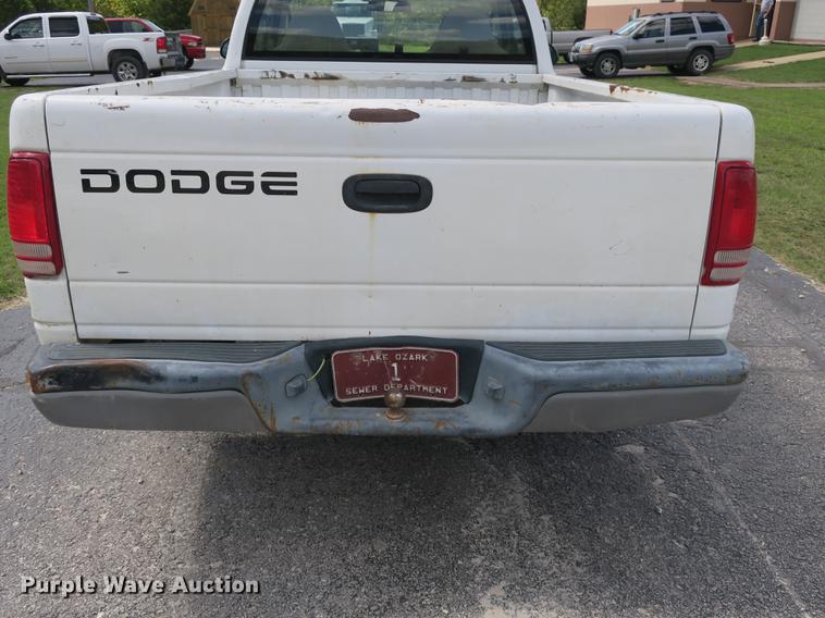image for item DE3820 2001 Dodge Dakota pickup truck