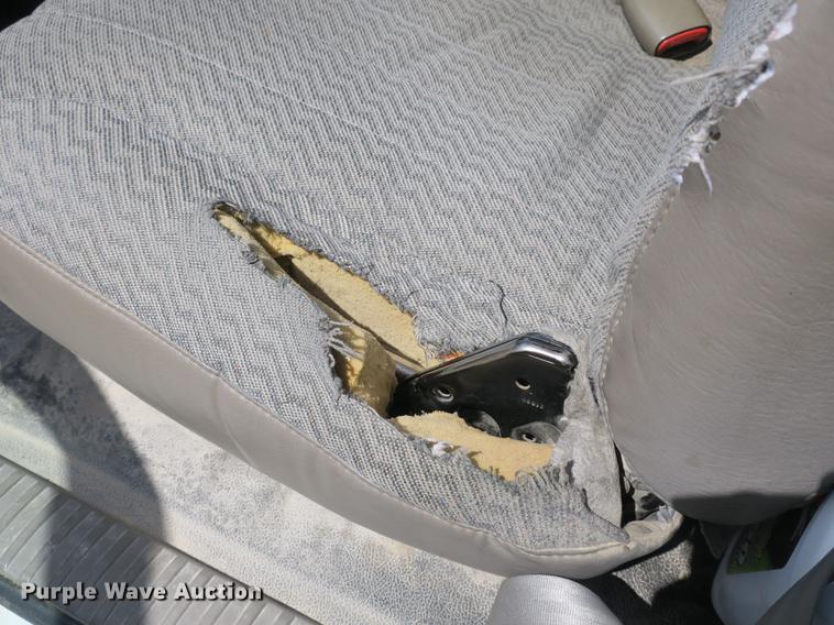 image for item DE3820 2001 Dodge Dakota pickup truck