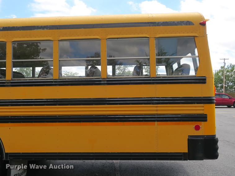 image for item DE3821 1994 Blue Bird TC2000 school bus