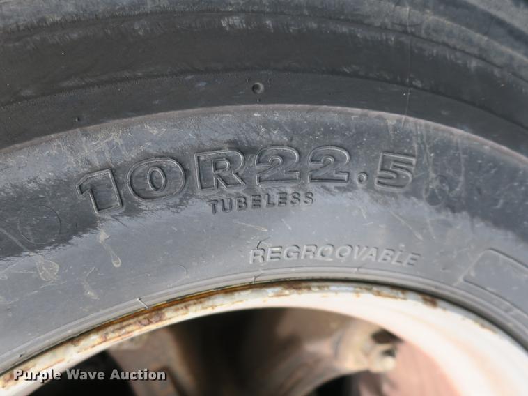 image for item DE3821 1994 Blue Bird TC2000 school bus