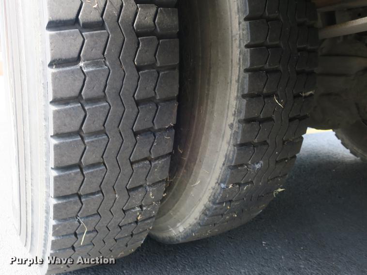 image for item DE3821 1994 Blue Bird TC2000 school bus