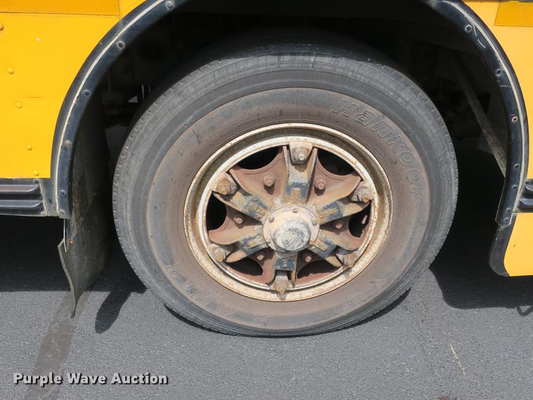 image for item DE3821 1994 Blue Bird TC2000 school bus