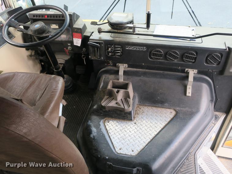 image for item DE3821 1994 Blue Bird TC2000 school bus