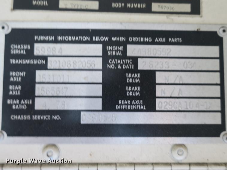 image for item DE3821 1994 Blue Bird TC2000 school bus