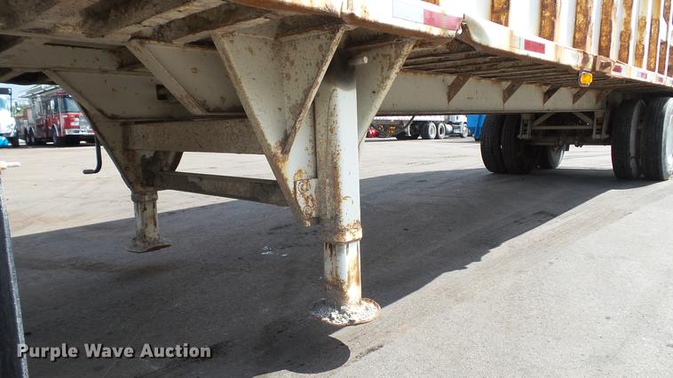 image for item DE4867 2004 Steco SEC3896 refuse transfer trailer