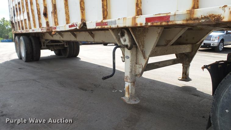 image for item DE4867 2004 Steco SEC3896 refuse transfer trailer