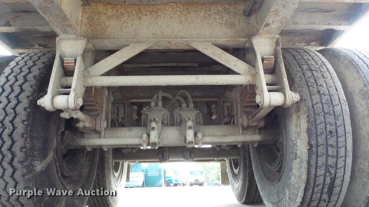 image for item DE4867 2004 Steco SEC3896 refuse transfer trailer