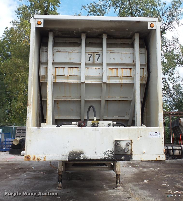 image for item DE4877 2004 Steco SEC3896 refuse transfer trailer