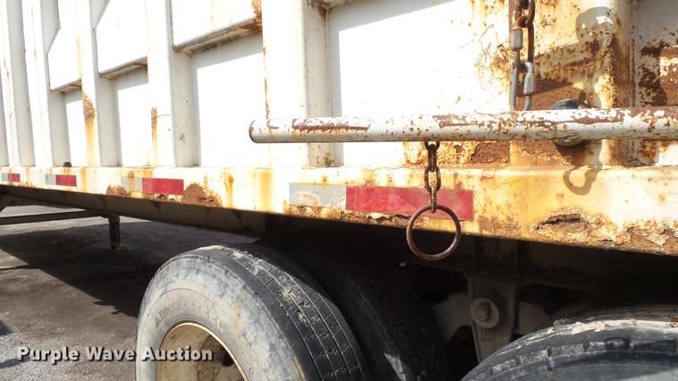 image for item DE4877 2004 Steco SEC3896 refuse transfer trailer