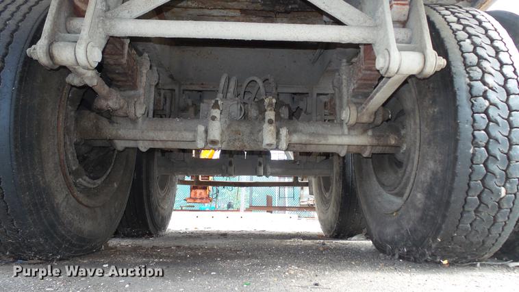 image for item DE4877 2004 Steco SEC3896 refuse transfer trailer